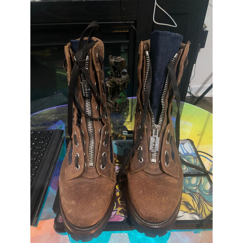 DSquared2 Designer Boots - Picture 3 of 8